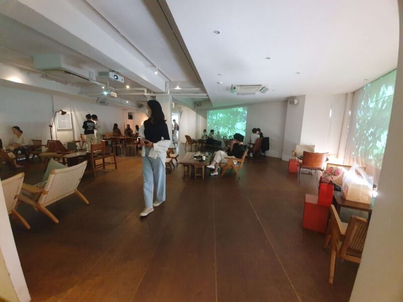 ソウル・梨泰院にある巨大カフェ「SAYOO（サユ）」へ