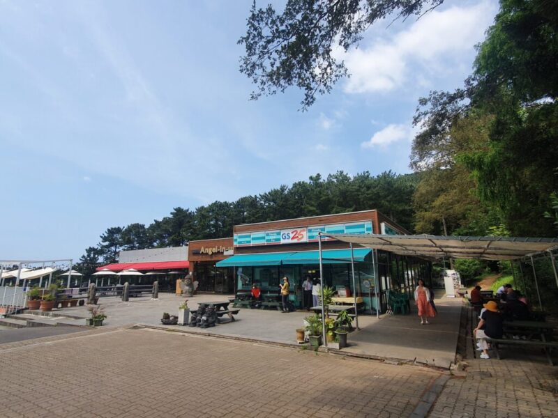 韓国・チェジュ島の観光スポット「漢拏樹木園（한라수목원）」へ