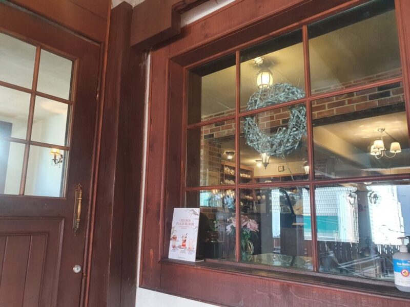 ソウル・新村にあるヨーロッパ風カフェ「CHLORIS（クロリス）」へ