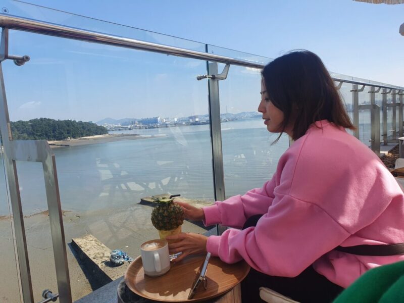 韓国・仁川にあるおしゃれカフェ「テラスinシーサイド(바다앞테라스)」へ