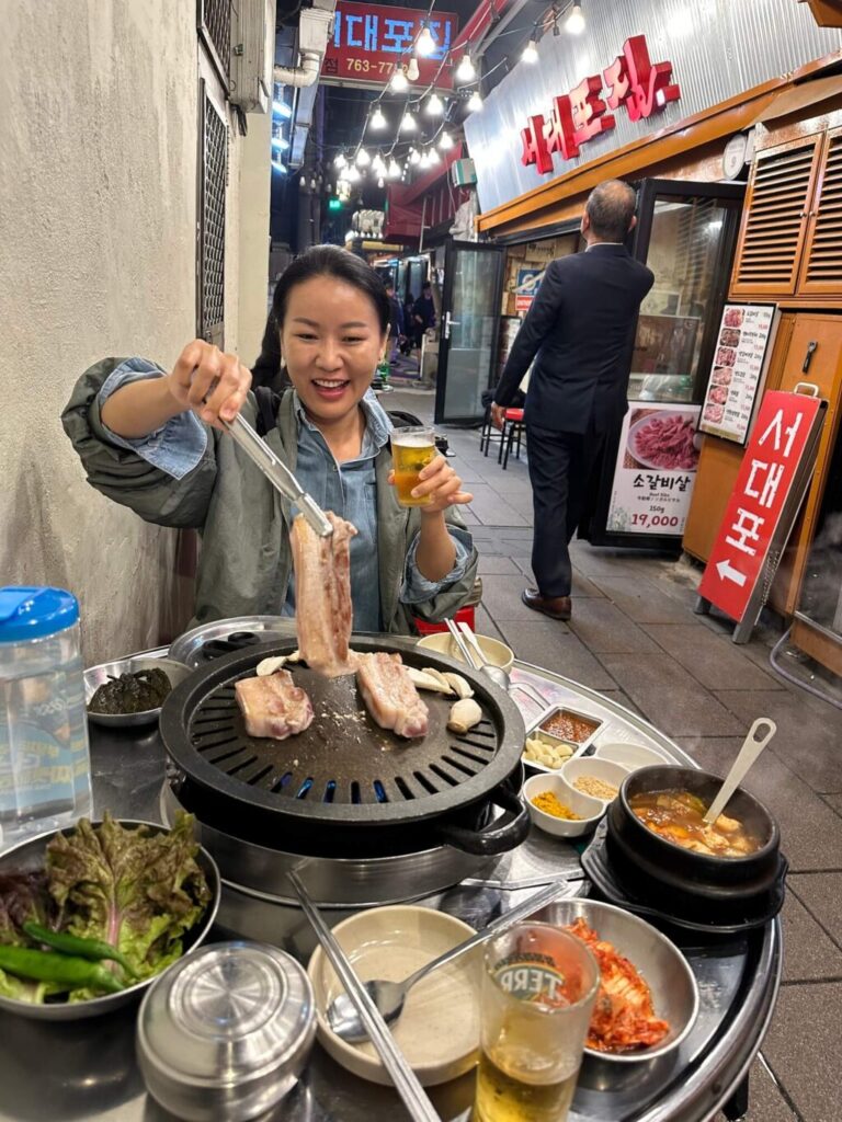 都会的で多様なグルメが楽しめるのは【ソウル】