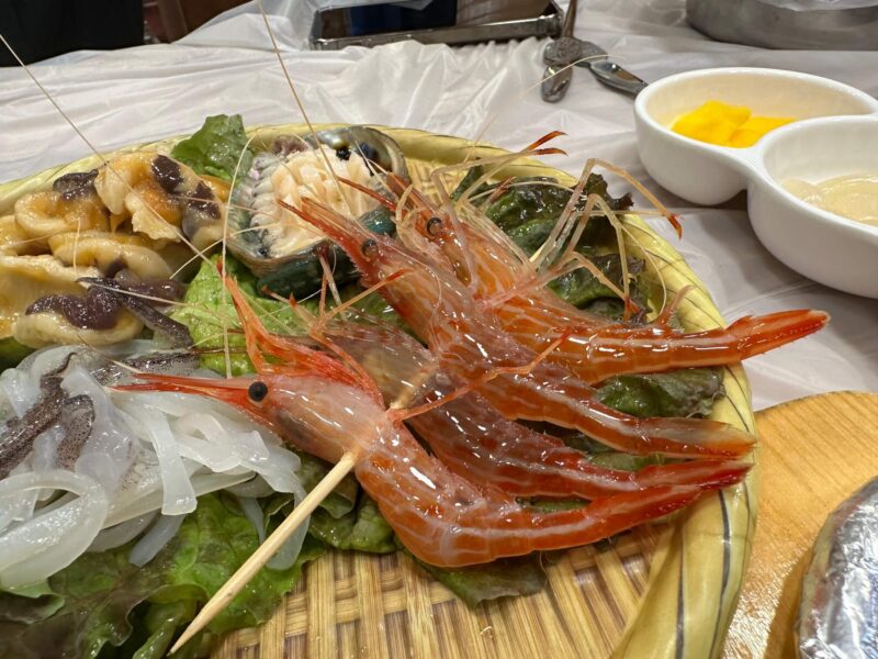 【江原道・束草】感動！新鮮なお刺身と蟹をコースで食べるぜ。（88刺身センター）