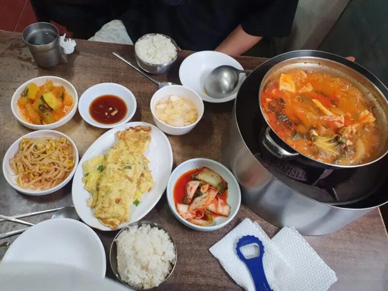 【韓国旅行】ソウルで安さ重視！オススメ食堂を5つ紹介。（地図・行き方）