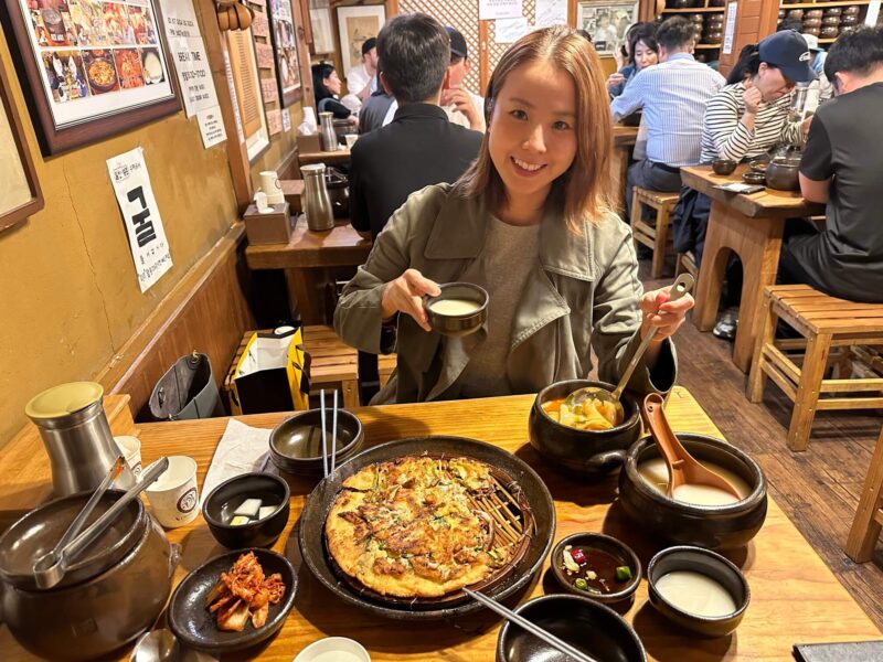 ソウルで人気な【仁寺洞スジェビ】へ。（トンドンジュとチヂミも食べるべし！）