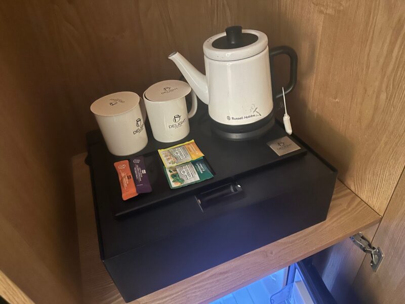 ポット・コップ・お茶・コーヒー