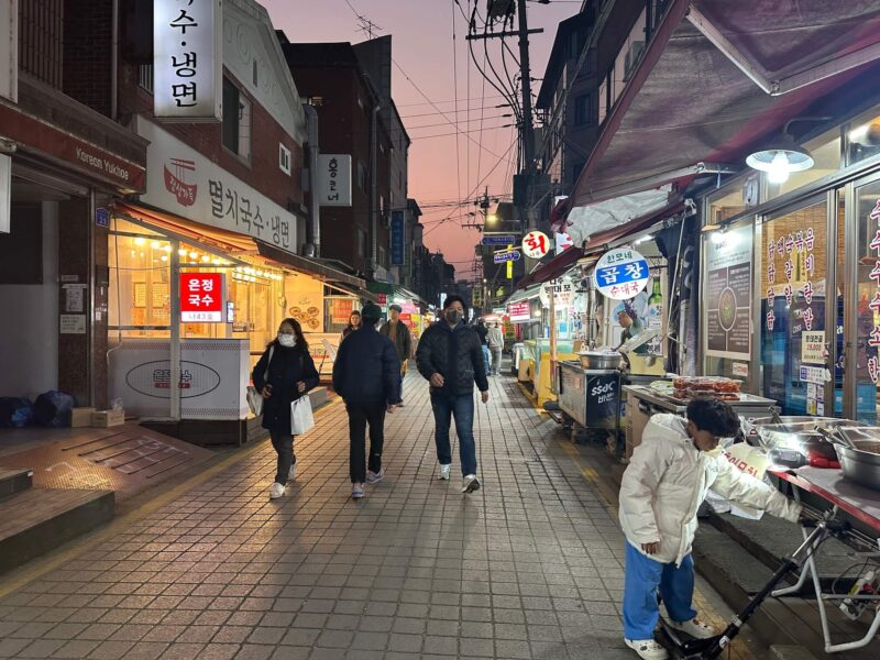 セマウル伝統市場